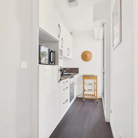 Appartement 250m De La Grande De - Balcon