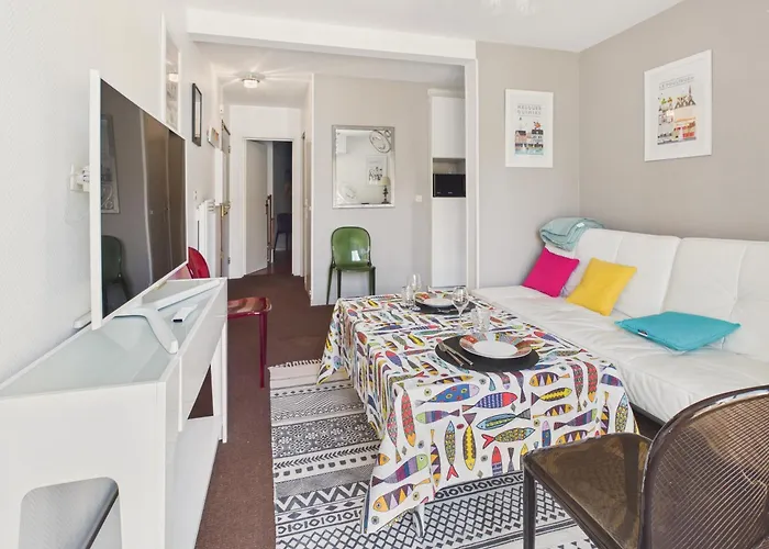 250m De La Grande De - Pour 2 Appartement